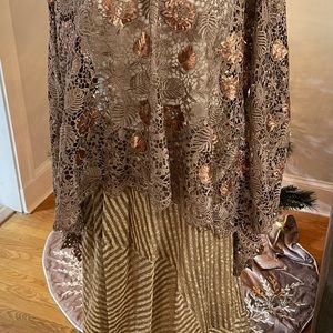 Two Piece 100% Silk Lace Gold Set